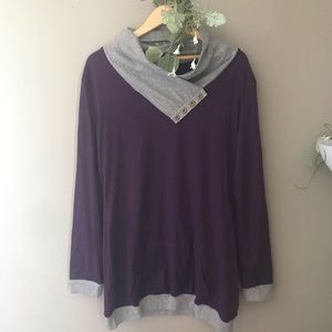 NWT Comfy Button Pullover